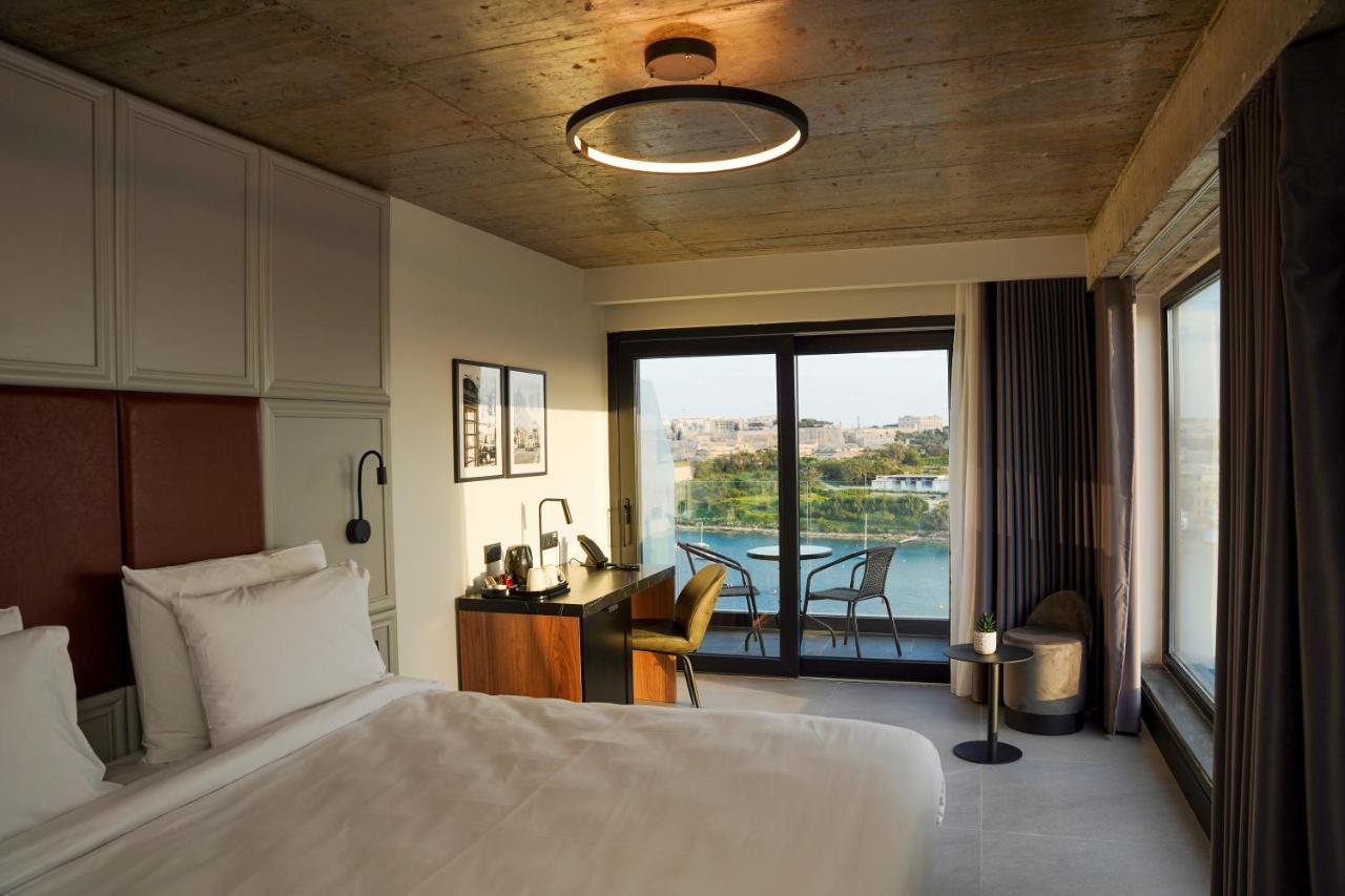 The Londoner Hotel Σλιέμα Εξωτερικό φωτογραφία