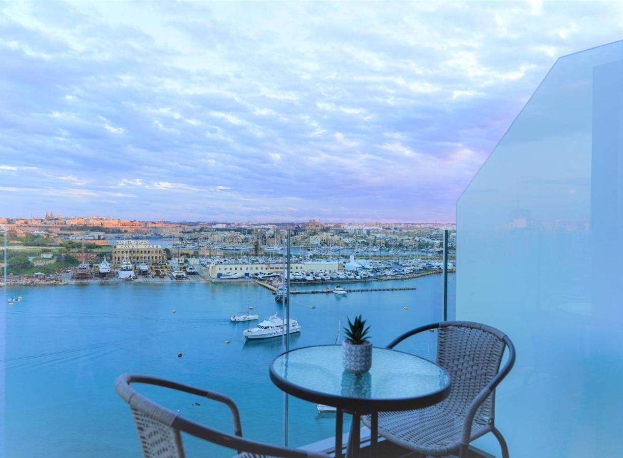 The Londoner Hotel Σλιέμα Εξωτερικό φωτογραφία
