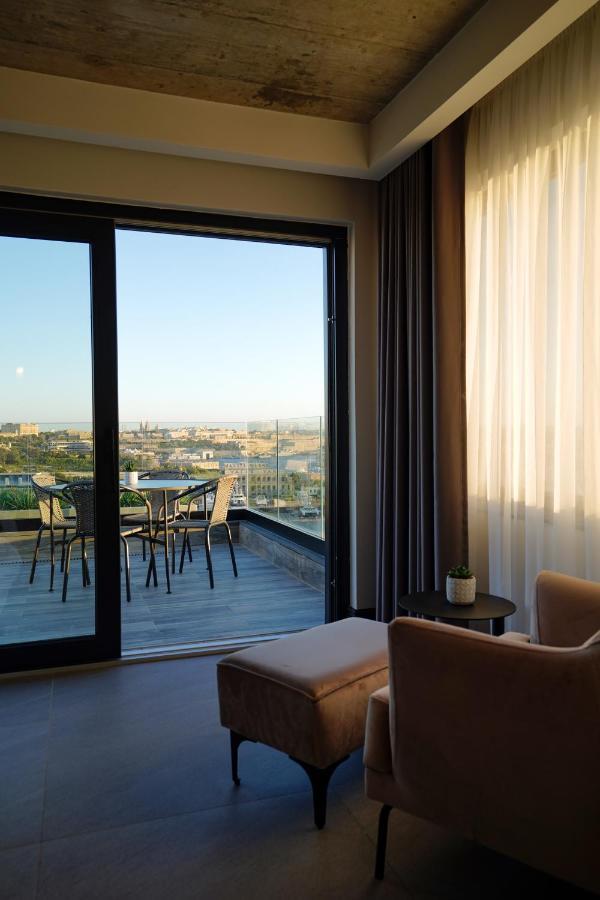 The Londoner Hotel Σλιέμα Εξωτερικό φωτογραφία