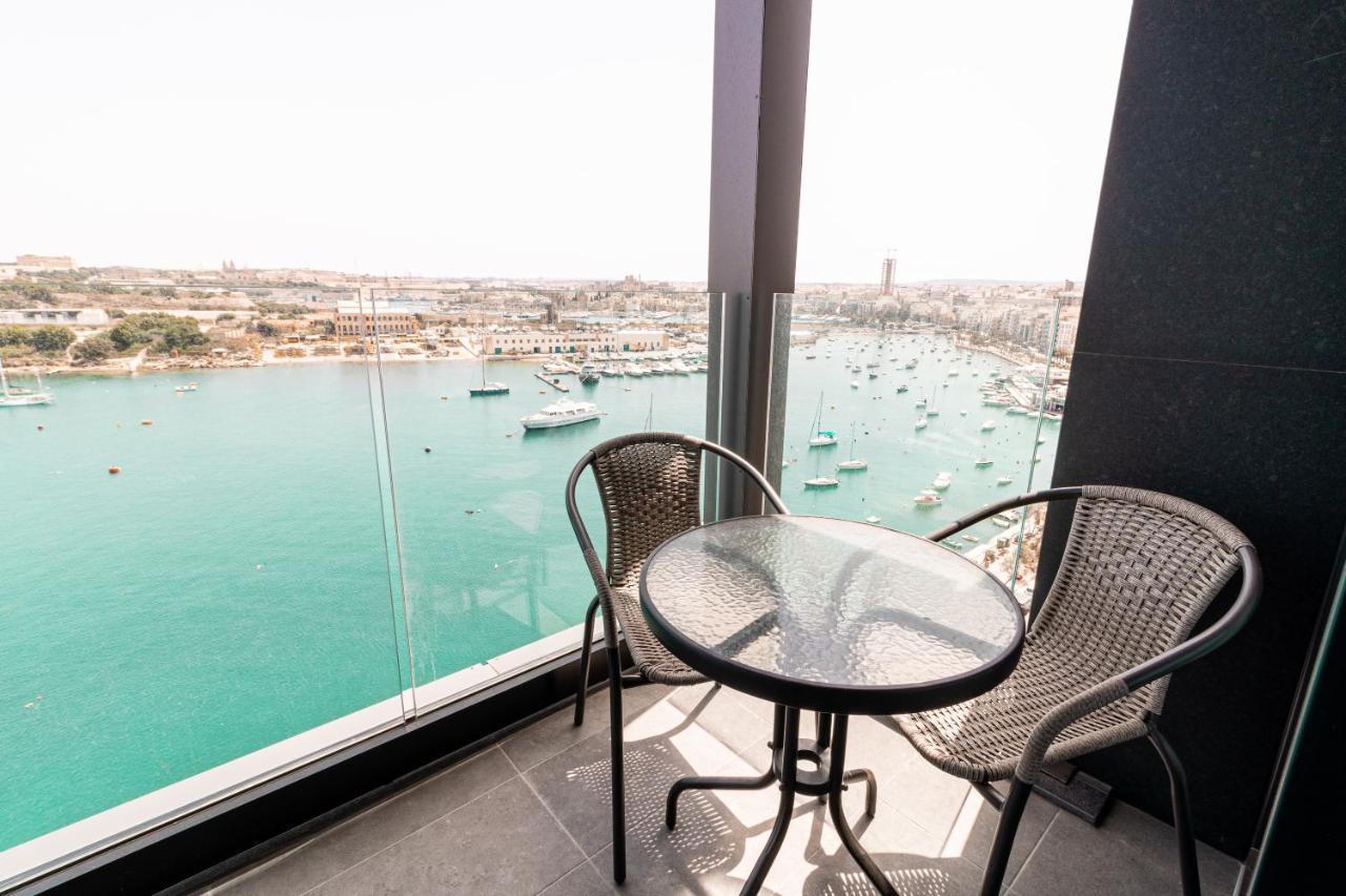 The Londoner Hotel Σλιέμα Εξωτερικό φωτογραφία