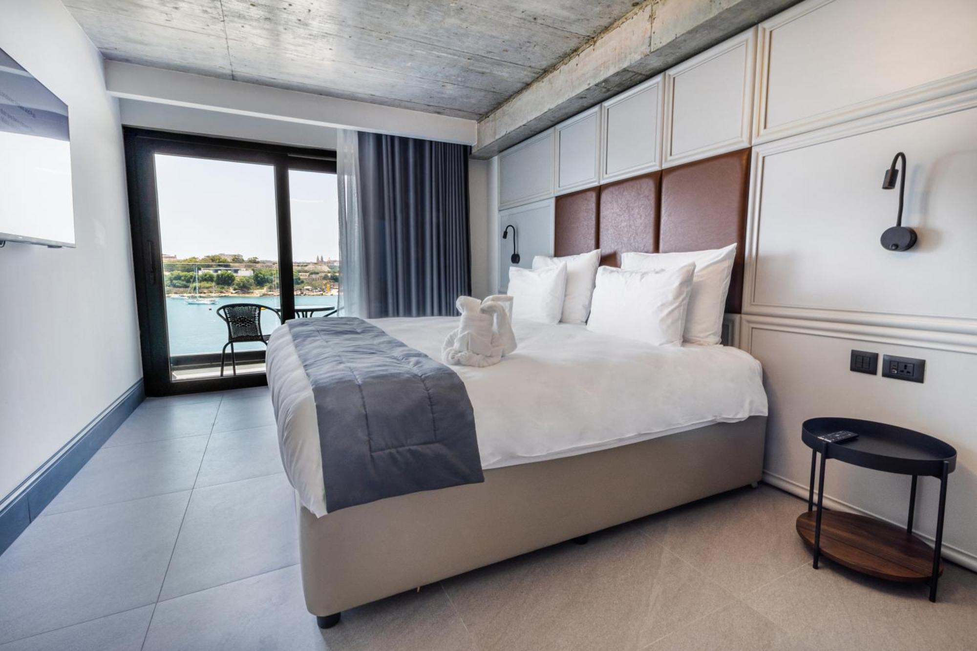 The Londoner Hotel Σλιέμα Εξωτερικό φωτογραφία