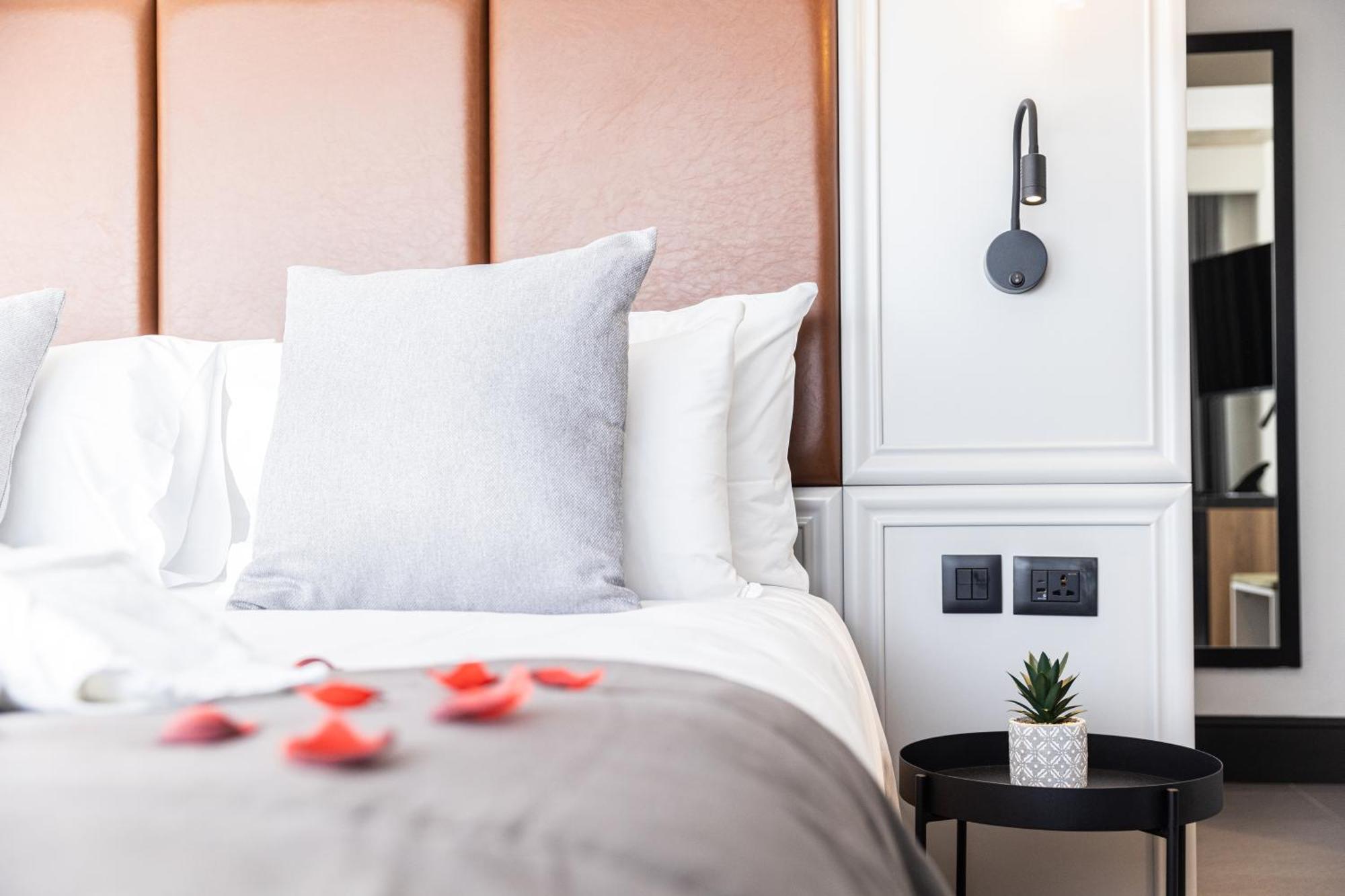 The Londoner Hotel Σλιέμα Εξωτερικό φωτογραφία