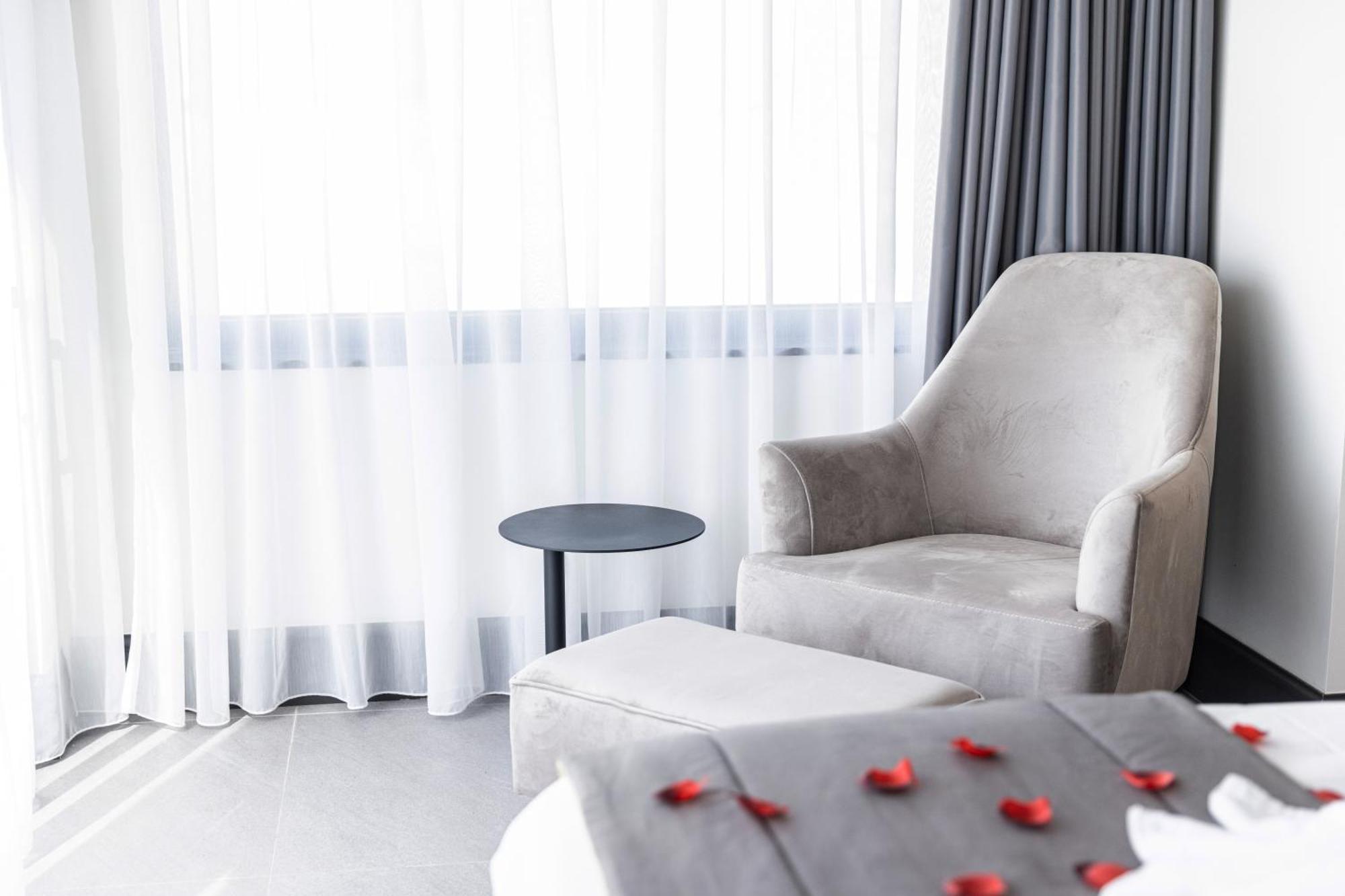 The Londoner Hotel Σλιέμα Εξωτερικό φωτογραφία