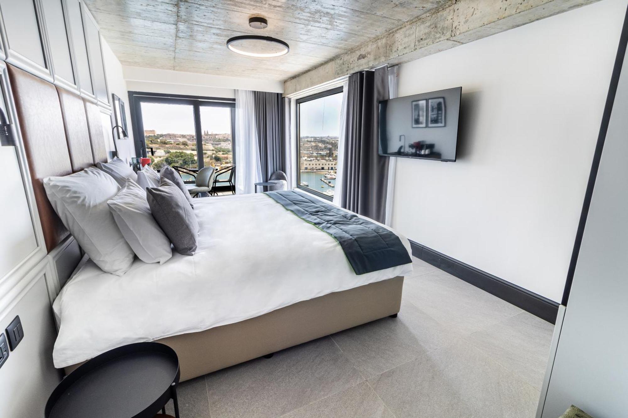 The Londoner Hotel Σλιέμα Εξωτερικό φωτογραφία